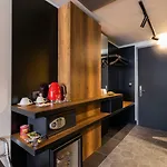 Next Door Park ホテル 4*