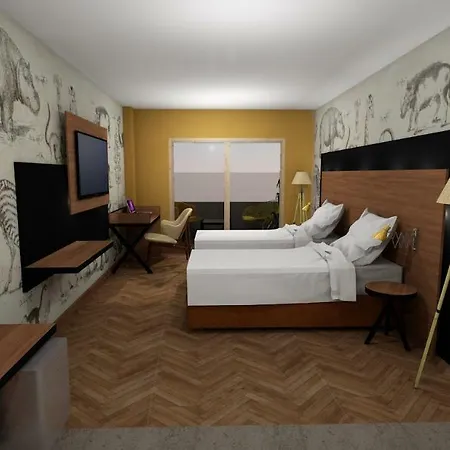 Next Door Park Hotel 4*