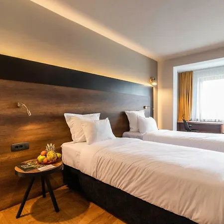 Next Door Park Hotell Skopje