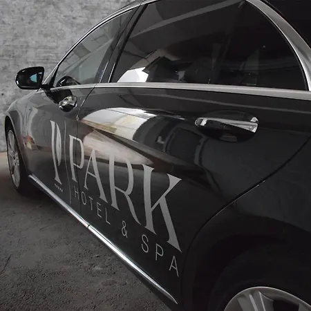 Ξενοδοχείο Next Door Park 4*