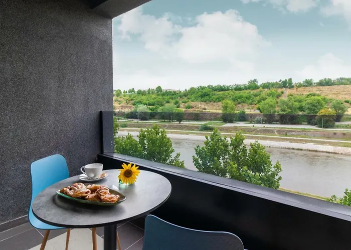 Hotel Next Door Park 4*