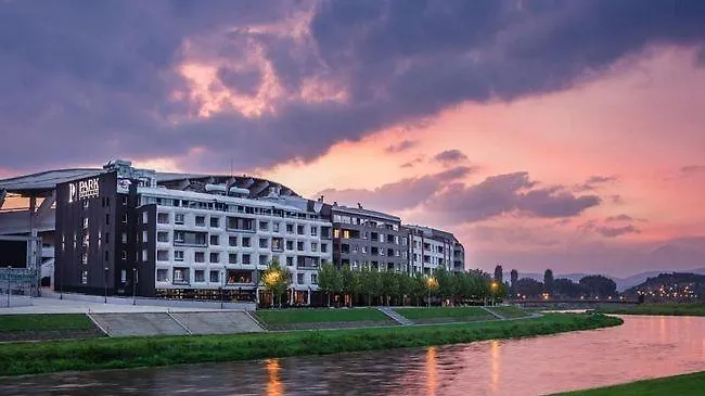 Next Door Park Hotel Skopje
