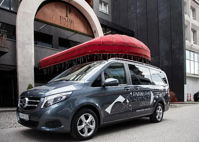 Next Door Park Hotel